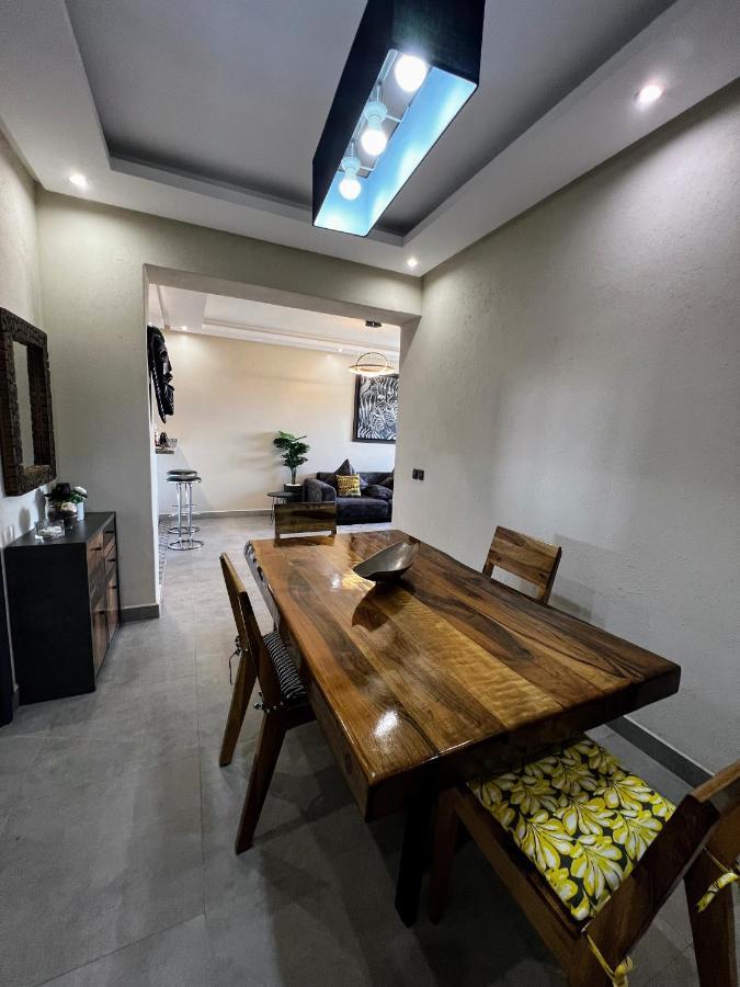 Moderne, Lumineux & Spacieux Avec Balcon -Central -Wifi-Smart Tv-Clim 马拉喀什 外观 照片